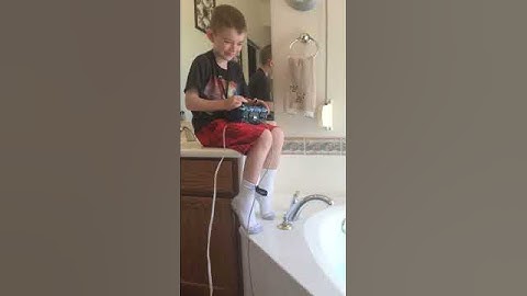 First Wet Test. Having Fun with the ROV in the Tub