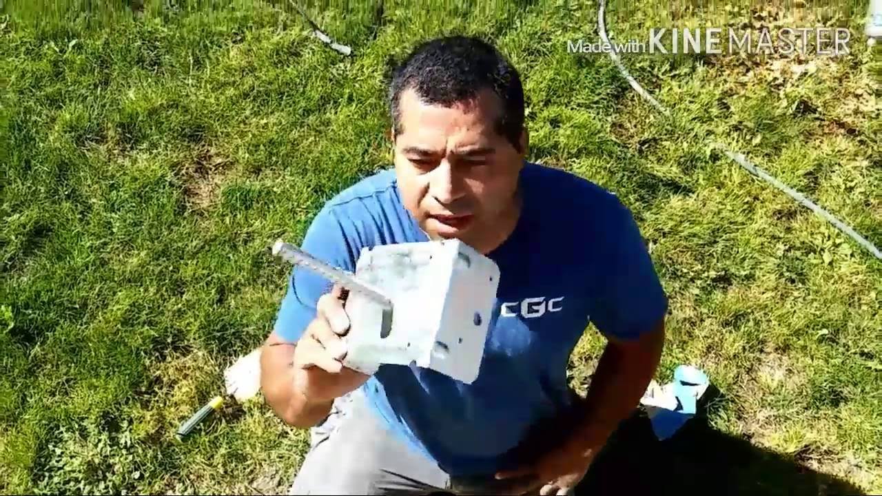 CONSTRUCCIÓN DE UN TECHO CON CEDRO Y METAL P1 - YouTube