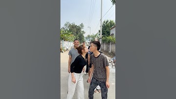 Cậu bé cuối cùng chưa có đôi gây bão tiếng cười 🤣 #short