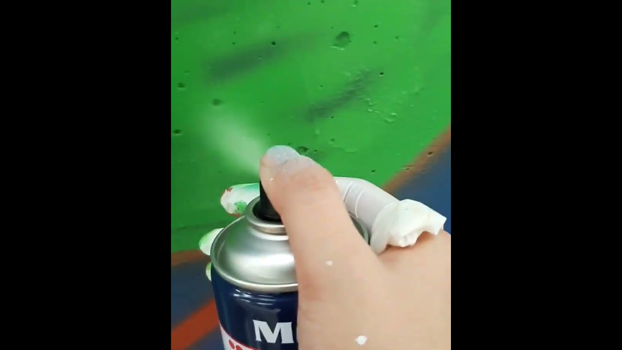 Graffiti - Spray Light Green Color