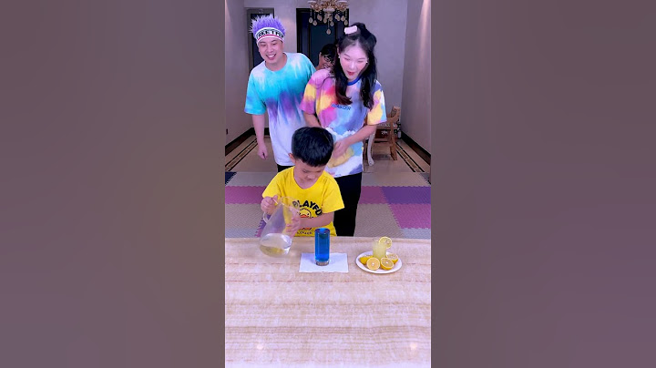 Pouring Water Challenge, So Exciting, Heartbeat#Christmas #Funnyfamily #Partygames #Funny #Shorts