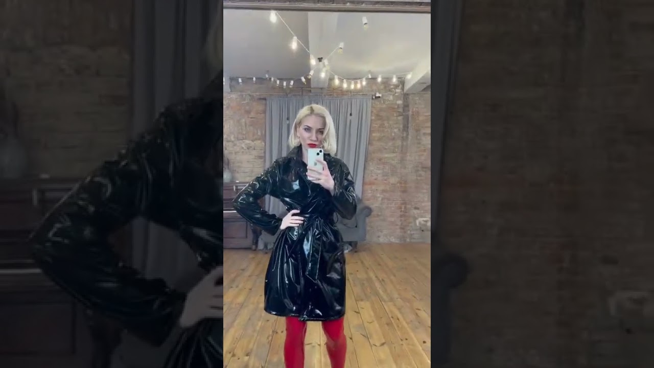 My first red latex❤️ What do you think?😉😈