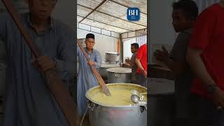 Persiapan bubur Masjid Khadijah