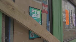 Gruesome discovery in abandoned South Street restaurant