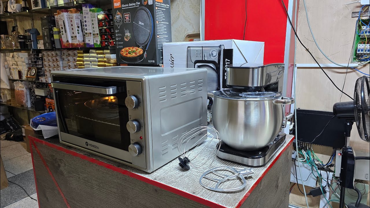 تخفيض خيالي على فرن 65 ليتر Venizia وعجانة جبارة 12 ليتر