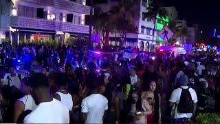 Miami Beach police shut down Ocean Drive as spring breakers swarm streets