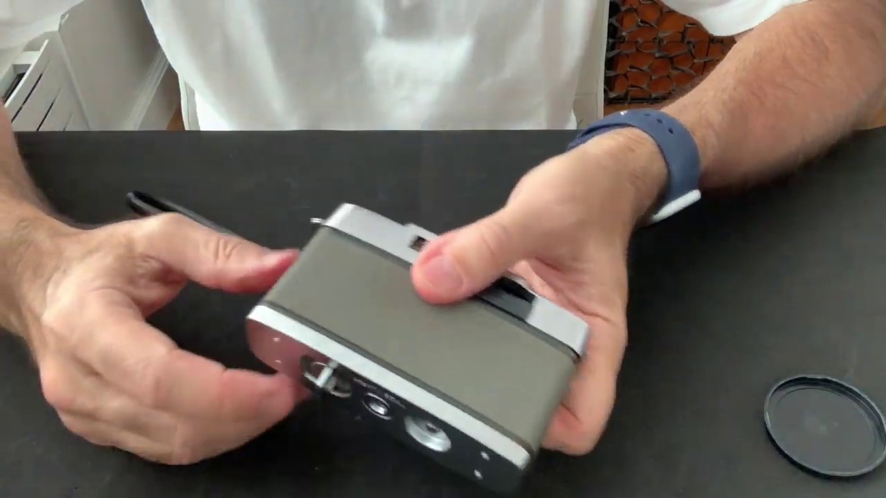 033 Olympus Pen EE (mini review) - YouTube