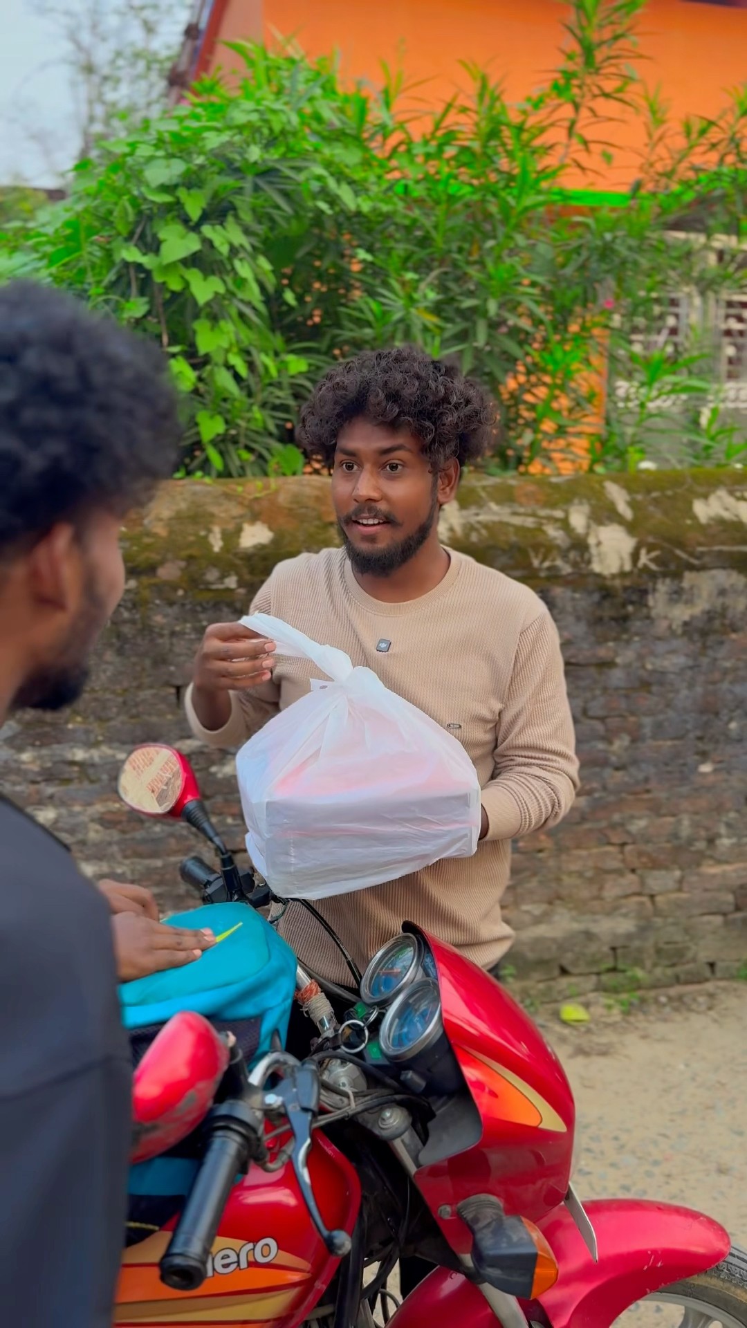 पार्सल ?? #comedy #realfools #vikramcomedyvideo #vikramfunnyvideo #dost #party