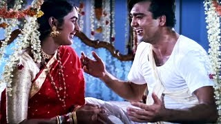 Nutan & Sunil Dutts Wedding Night Meharbaan Bollywood Scene 618