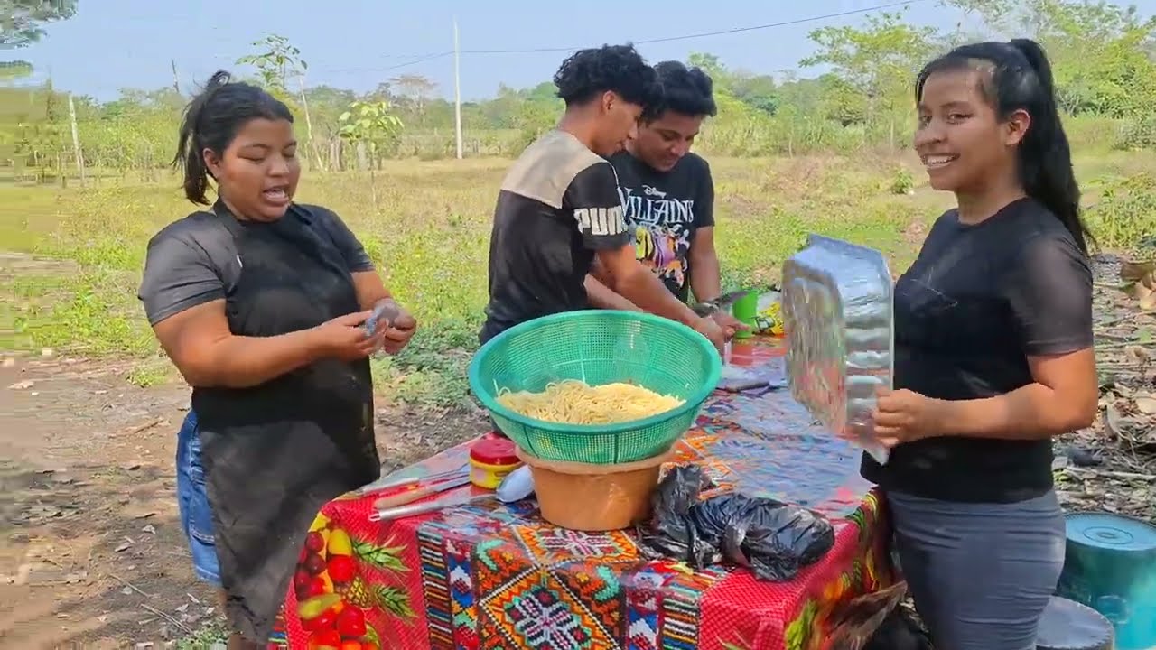❗️Rosi Y Su grupo Fueron lejos de Casa😱Elenita Asombrada compartir En el Campo😍