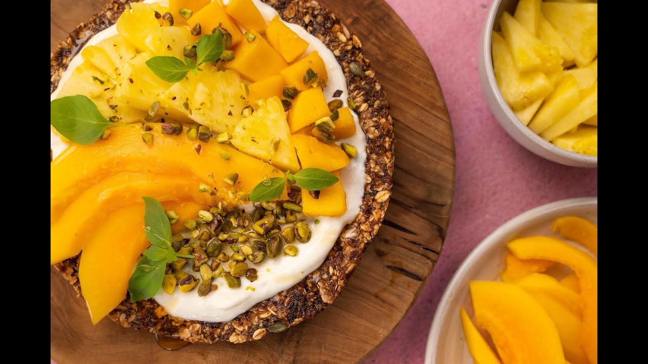 No Bake Breakfast Granola Pizza