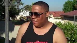 Unclebigdee Photoshoot With Bikini Model At A Estate In So California