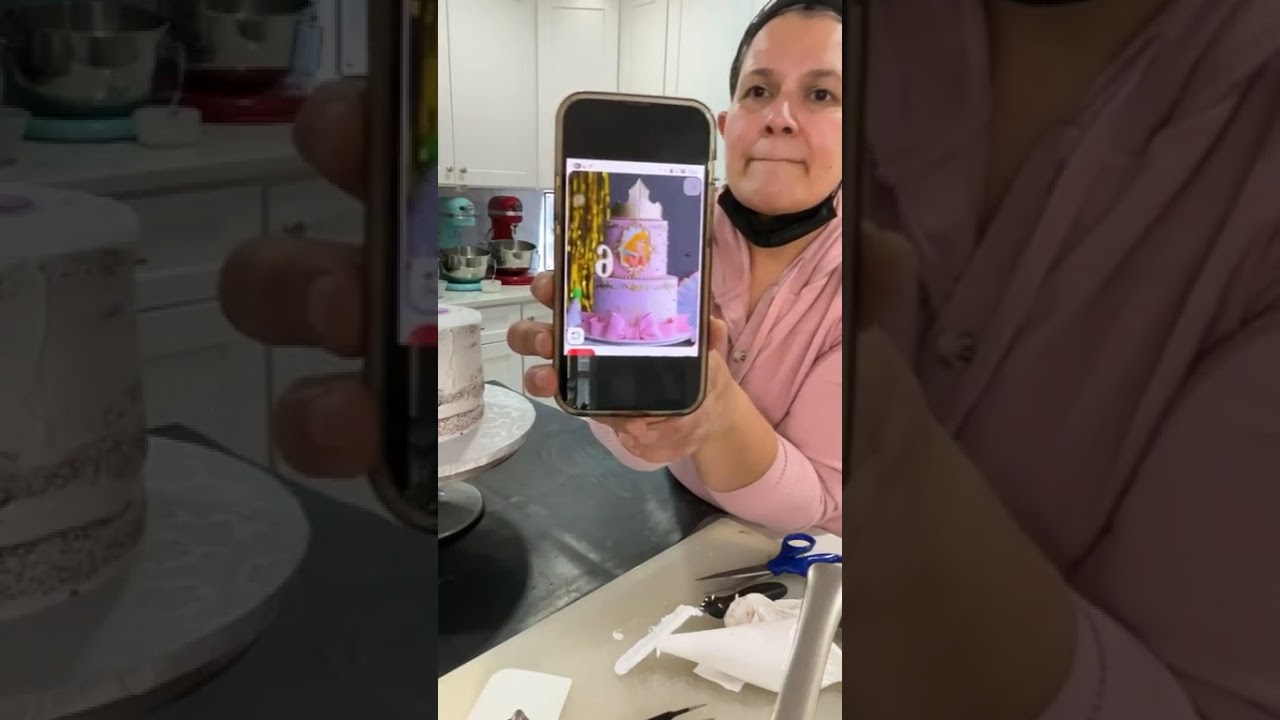 Decoremos pastel de dos pisos tema princesa 