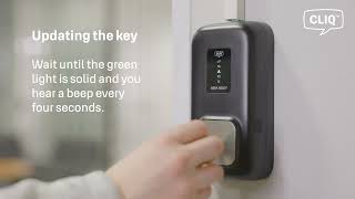 Updating the PROTEC² CLIQ key with a wall programming device