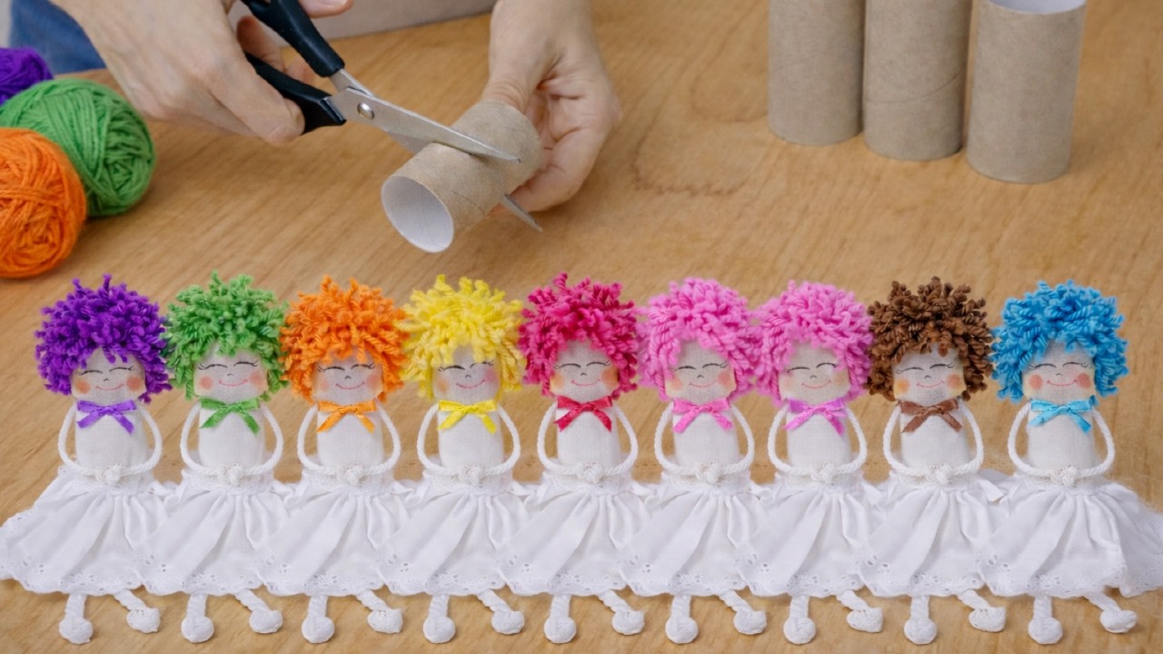 Я сделала 50 пар и продала их за 4 часа! Прелестные куклы из рулонов туалетной бумаги и пряжи.