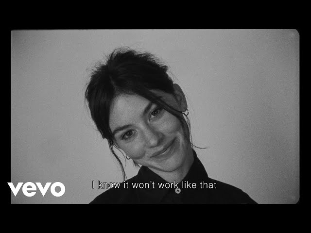 Gracie Abrams - I know it won't work (Official Lyric Video) class=
