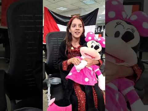 الطفلة ريتاچ تحكي كواليس لقاءها مع الرئيس واستدعاءه لها للجلوس بجانبه