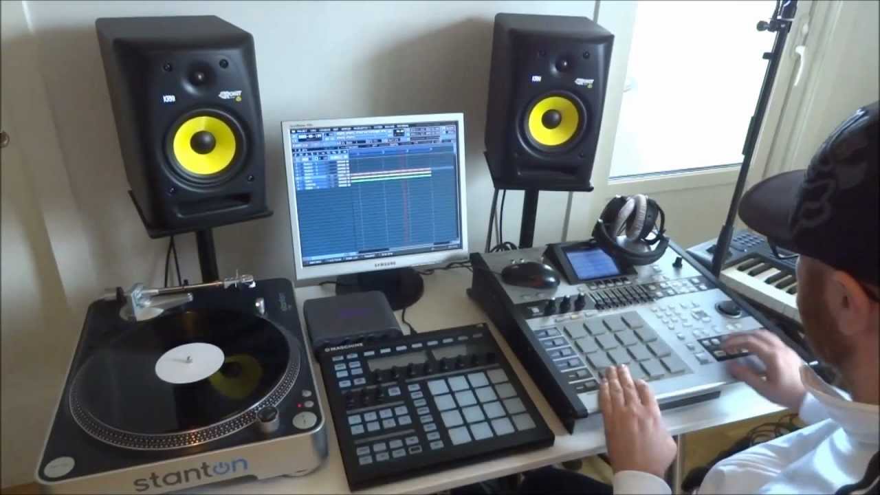 Deception beats on the MV 8800 making a quick hiphop joint - YouTube