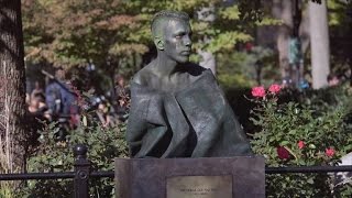 Watch Man Without Legs Hilariously Prank People Into Thinking Hes A Statue