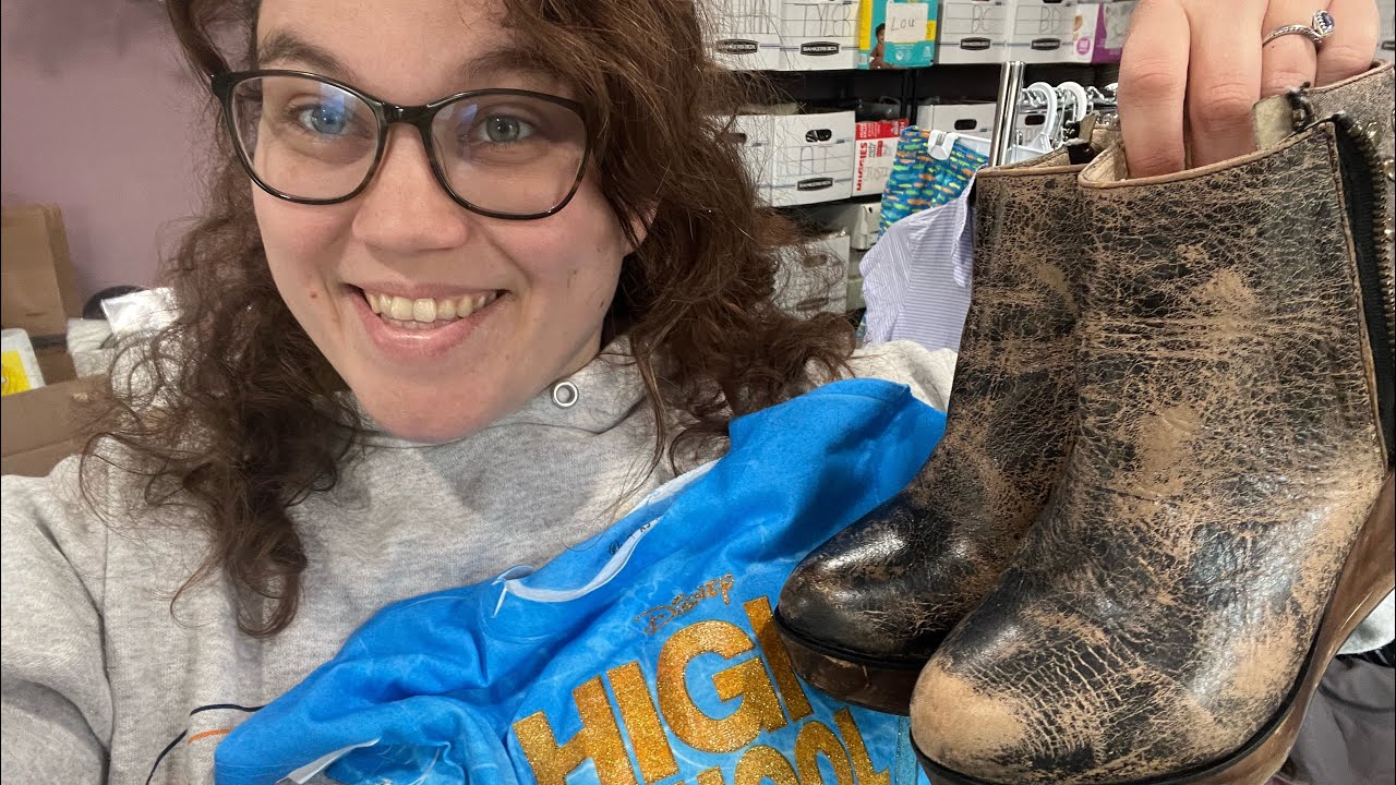 You never know what you’ll find! Orlando Goodwill Outlet (bins) Haul!