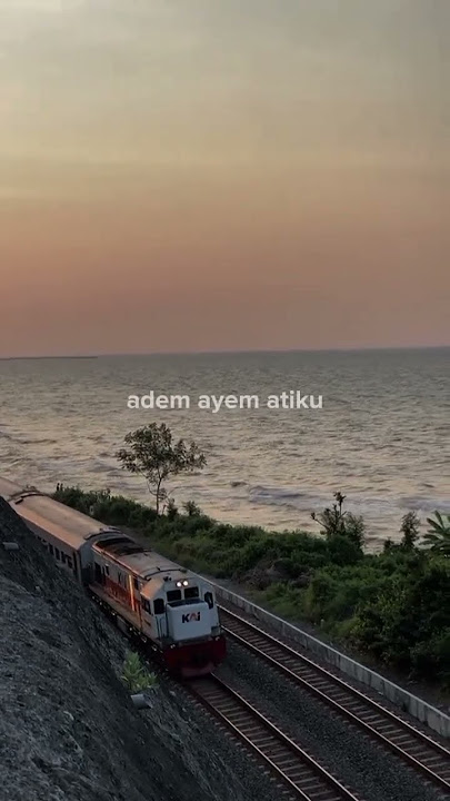 Nalikane Pertama ketemu adem ayem atiku - Patgulipat - Woro Widowati #worowidowati #liriklagu #fyp