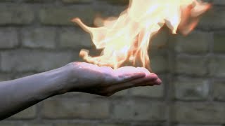 Горящая рука | Опыт о разнице между температурой и количеством тепла