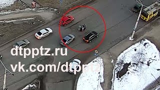 Помогли пешеходу Помогли пешеходу