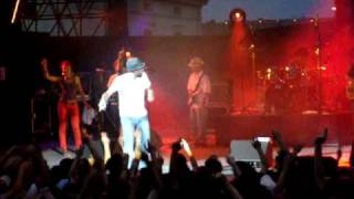 GENTLEMAN- Jah Jah Never Fail (Live) Theatre Antique De Vienne.