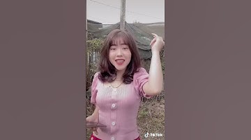 Nguyễn Thị Hiền Lương MC - Em là cô bé yêu màu hồng thả thính mà hổng anh nào dính