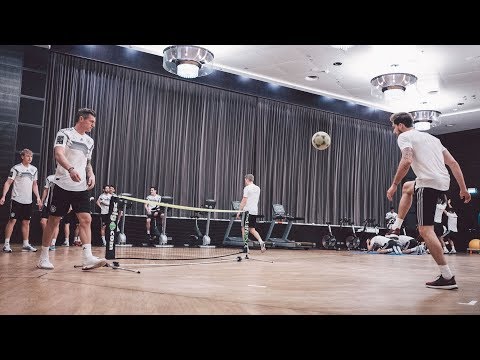 Fußballtennis-Rundlauf