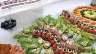 видео Идеи фуршета на свадьбу: блюда, украшение стола и организация