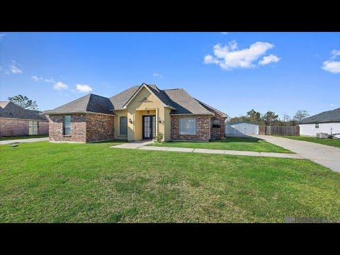 15025 Cross Gate Dr, Walker, LA home video tour