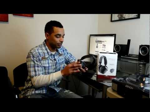 V-Moda Crossfade LP2 Limited Edition Matte Black Professional DJ Headphones Video Review