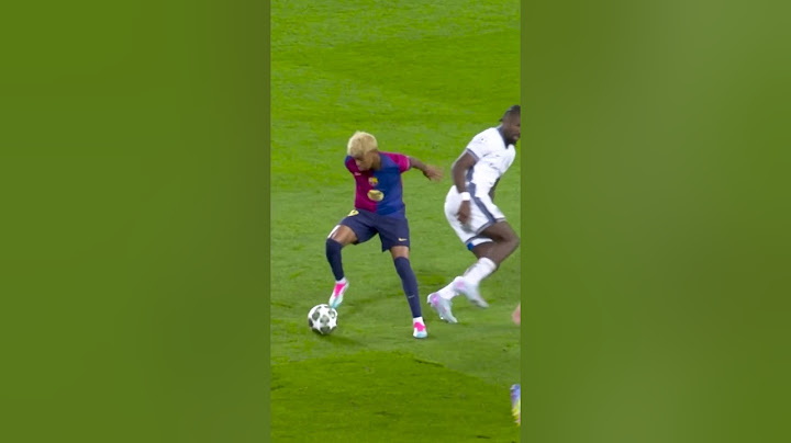A masterclass in motion. 🤤 #fcbarcelona #shorts