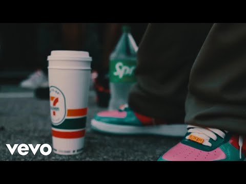 Marney'SpacedOut - Mood Change ft. BlueFlag 1900
