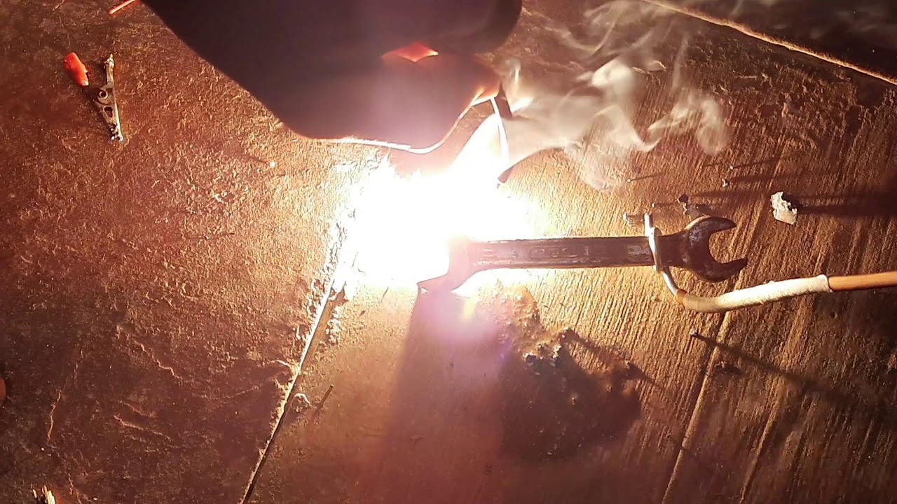 MELTING STEEL WRENCH WITH CAR BATTERY! Shorts YouTube