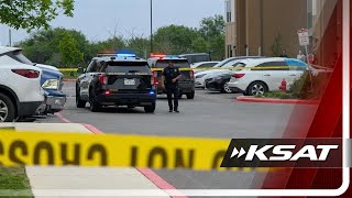South Side love triangle dispute ends in man hospitalized with multiple stab wounds, SAPD says