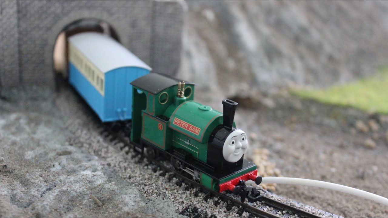 HD Thomas the Tank Engine Bachmann Peter Sam Review and Run - YouTube