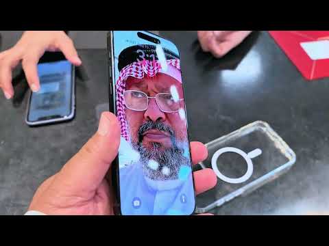 مكتبة جرير وشاشه الحمايه مكسوره         