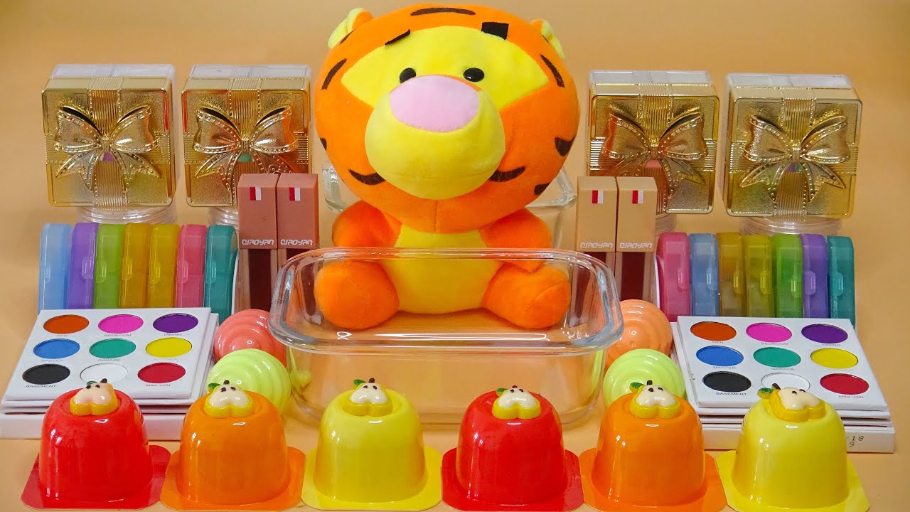 ASMR Winnie The Pooh Slime🍡Mixing Makeup,Eyeshadow,Shiny Things into Slime #Satisfying #슬라임