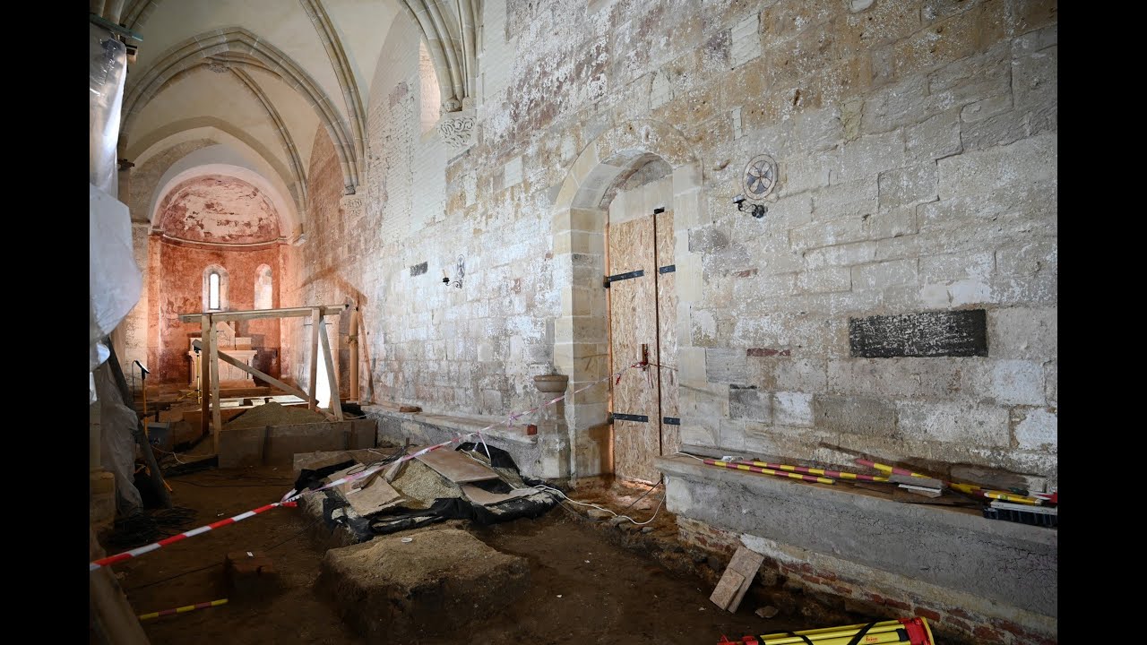 A jáki templom felújítása