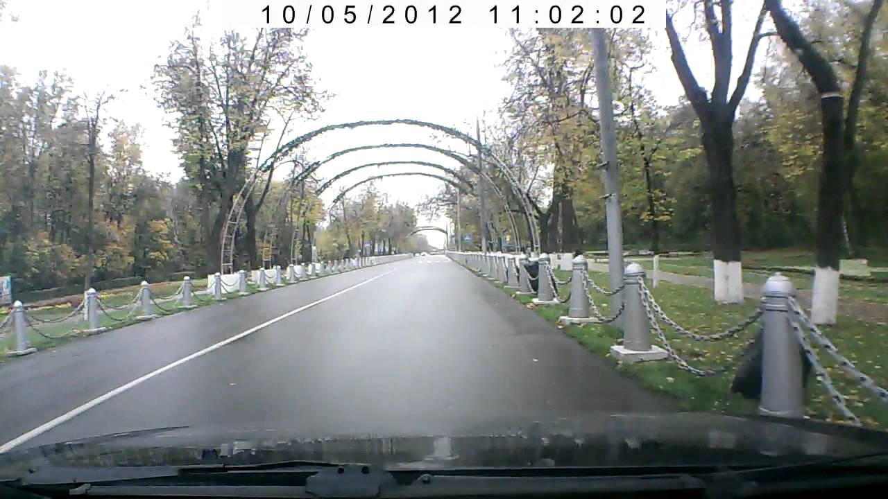 Nissan Almera N16 vs Mitsubishi Lancer - YouTube