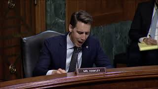 Senator Josh Hawley Grills Apple Exec Over App Store Antitrust Concerns