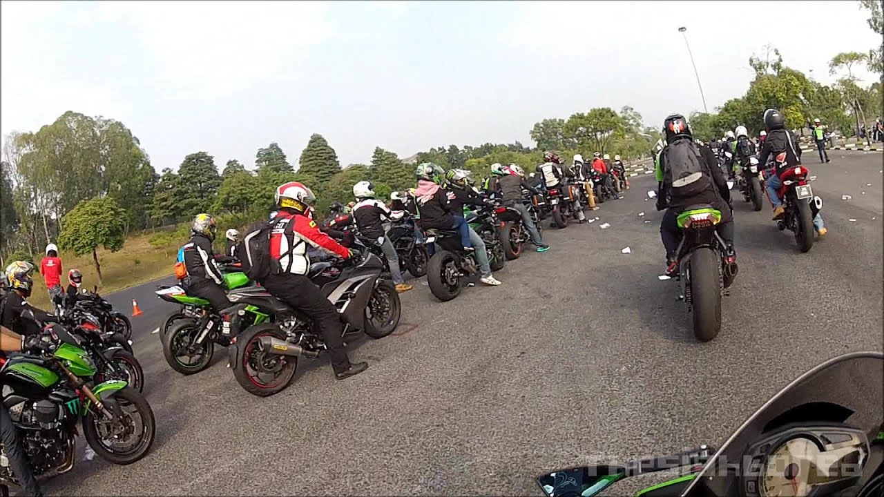 2014 MotoGP Sepang Kawasaki Convoy YouTube