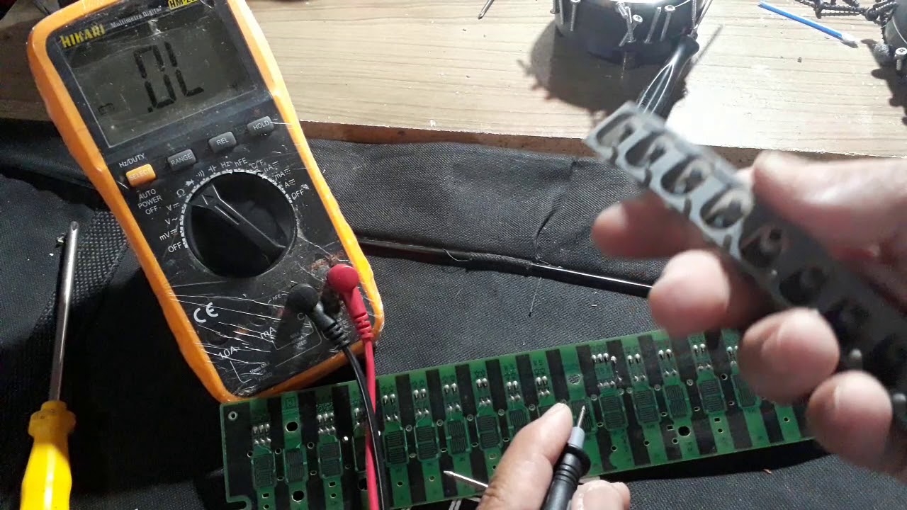 Teclas  falhando defeito no diodo