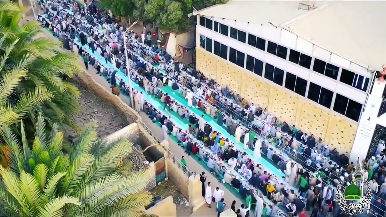 أكبر مائدة إفطار في صعيد مصر بالأقصر الساحة الرضوانيه - يا آل رضوان إن العشق أضنانى.