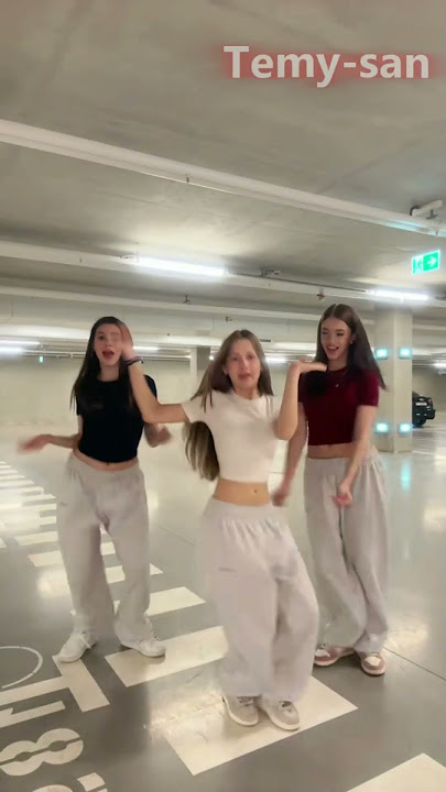 Play Date Dance: Easy Steps, Big Fun!