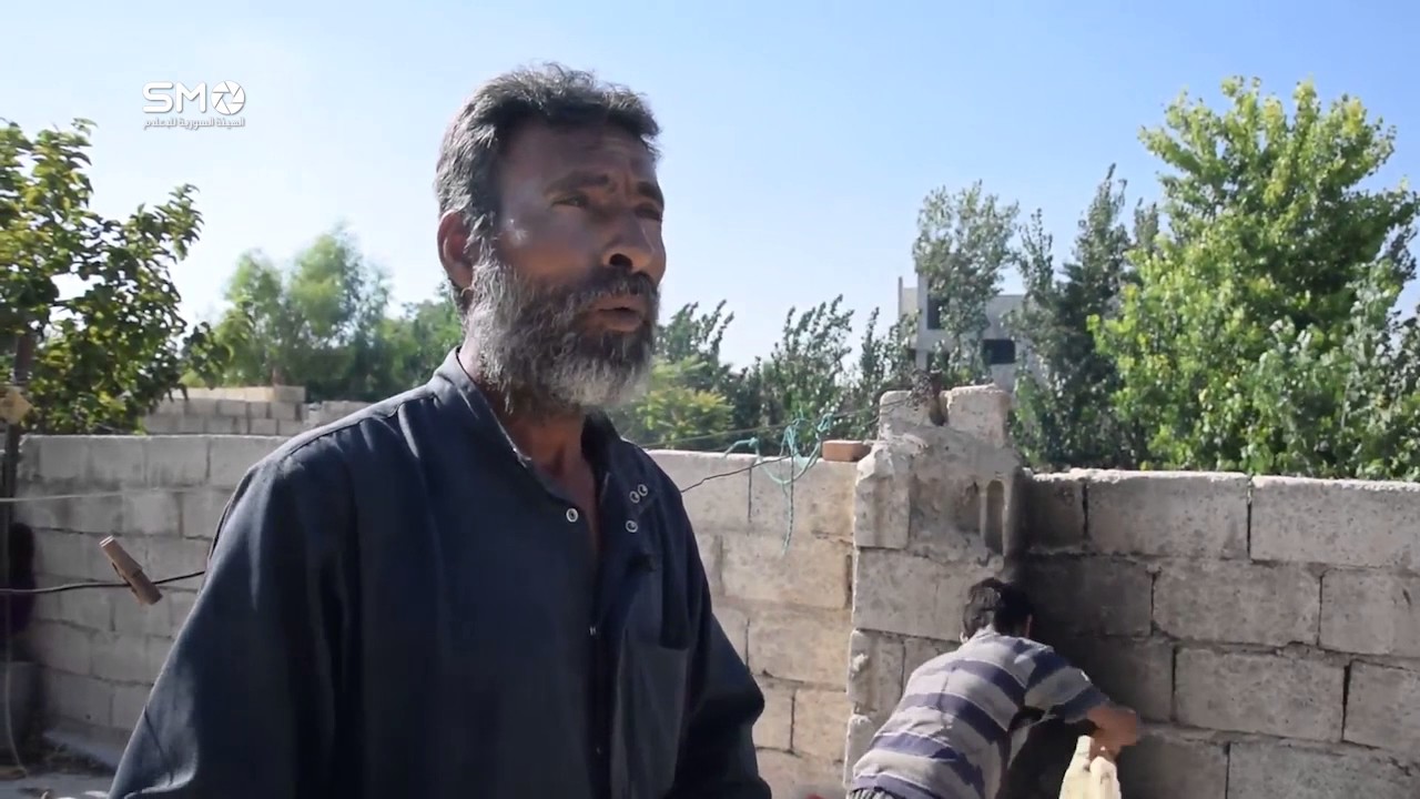 معاناة النازحين في الغوطة الشرقية يرويها أحد الأهالي من بلدة حوش الظواهرة