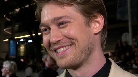 Joe Alwyn Cannes 2022 Stars At Noon Premiere may 26th 2022