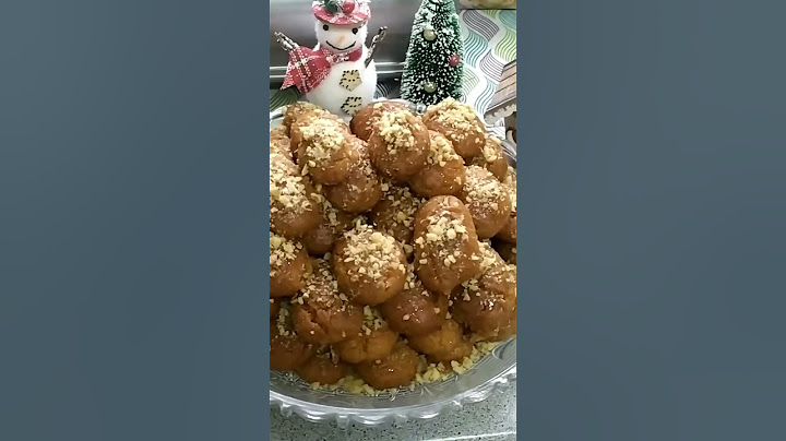 συνταγαρα για τέλεια λαχταριστα μελωμενα Μελομακάρονα, υπέροχη γεύση.https://youtu.be/Qk72jgplQFM